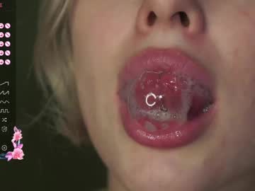 webcam girl audreycarvin live cam image #12419649