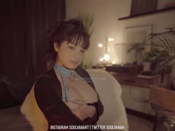 webcam girl soulvanah live cam image #5274334