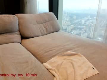 webcam girl carolinaherera live cam image #11996067