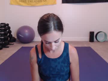 webcam girl holihurricane live cam image #7030610