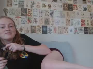 webcam girl roseburn live cam image #6837313