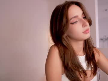 webcam girl silent_chill live cam image #11674803