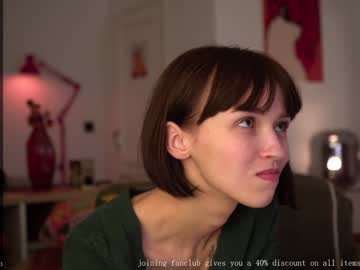 webcam girl diruriru live cam image #10930561