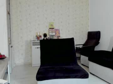 webcam girl charlotte2896 live cam image #2825910