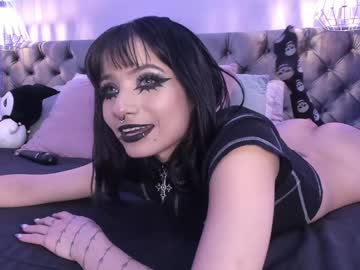 webcam girl naomii_soto live cam image #10990132