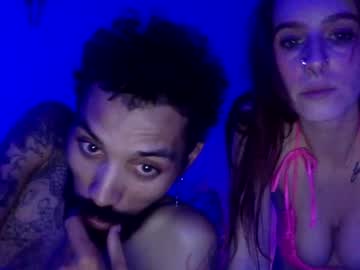 webcam couple croxfox live cam image #11182827