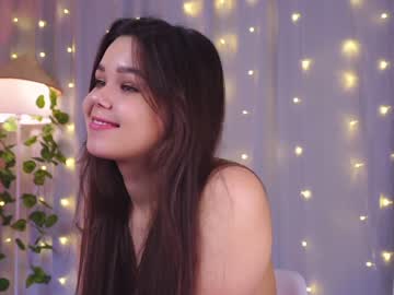 webcam girl helenmoors live cam image #7281610