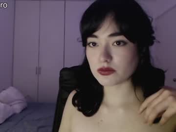 webcam girl dronae live cam image #3642484
