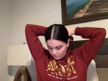 webcam girl gia_is_horny live cam image #6611111