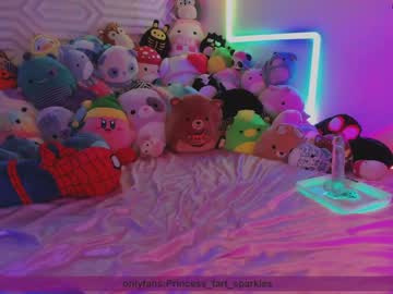 webcam girl princess_fart_sparkles live cam image #6298873