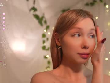 webcam girl april_blush live cam image #12772243