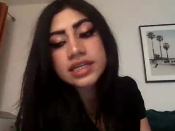 webcam girl adrianajodye live cam image #4537139