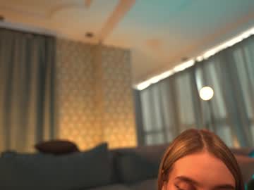 webcam girl aurora_the_ballerina live cam image #10541943