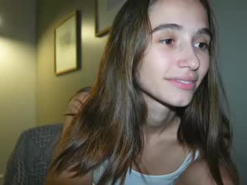 webcam girl mariaromanova live cam image #3768622