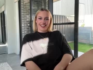 webcam girl skyyler1 live cam image #12898517