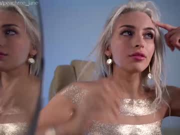 webcam girl peach_me live cam image #780639