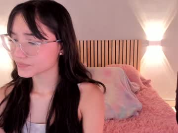 webcam girl little_effy18 live cam image #6343256