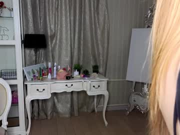 webcam girl gooody_girl live cam image #12733366