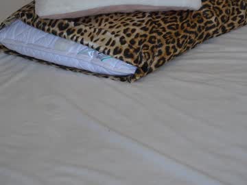 webcam girl erikabee live cam image #3062041