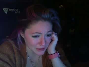 webcam girl chpettinger live cam image #4295137