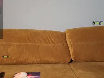 webcam girl your_dream_alice live cam image #12040819