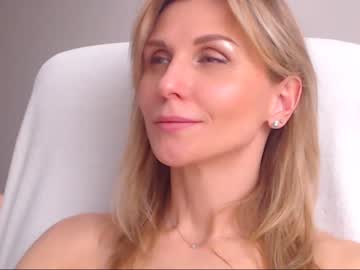 webcam girl lady_ada live cam image #957594