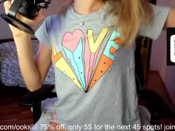 webcam girl oksanafedorova live cam image #2567743