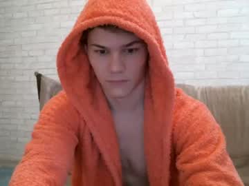 webcam man milkshake_on_body live cam image #1778950