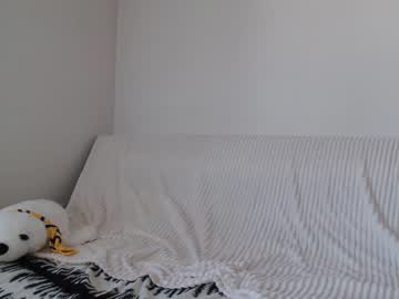 webcam couple milana_home live cam image #1547307