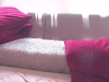 webcam girl xtina__ live cam image #2507220