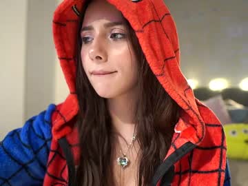 webcam girl nina_mon live cam image #8201974