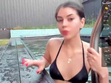webcam girl small_blondee live cam image #2615010