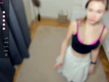 webcam girl yasminaduncan live cam image #8846859