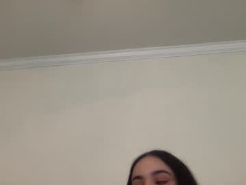 webcam girl gia_is_horny live cam image #7233839