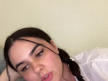 webcam girl gia_is_horny live cam image #7512060