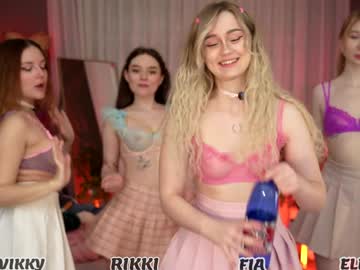 webcam girl sunnyfia live cam image #12309874