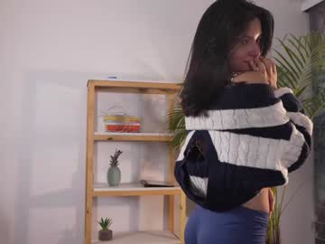 webcam girl urcutelinda live cam image #9786854