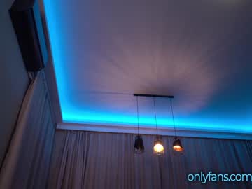 webcam girl aalliss live cam image #252425