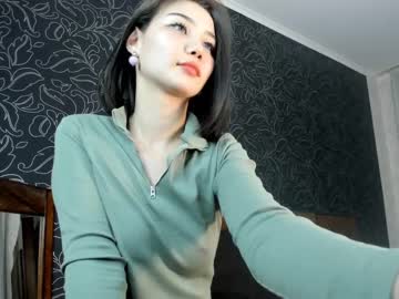 webcam girl kare_maya live cam image #3792135