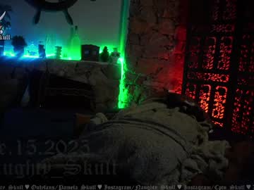 webcam girl naughty_skull live cam image #12943335
