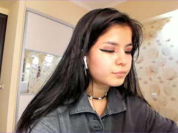 webcam girl akino_17 live cam image #574186