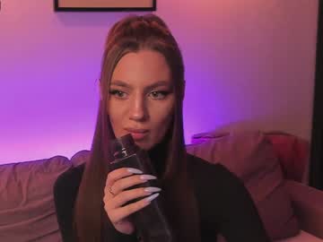 webcam girl maryhillt live cam image #4910140