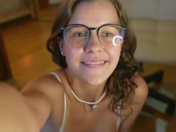webcam girl eli_sun live cam image #10625436