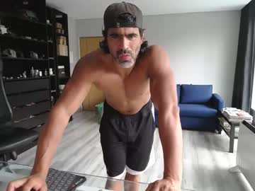 webcam man latino23bom live cam image #7035410