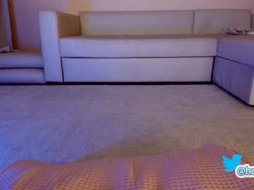 webcam girl hollyextra live cam image #4739366