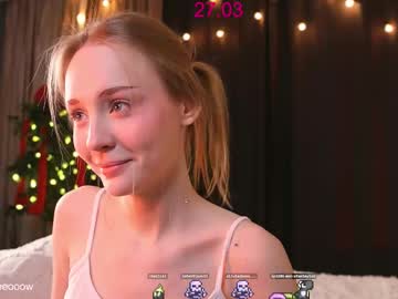 webcam girl lissa_meooow live cam image #12224690