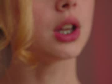 webcam girl little_anitta live cam image #12273550