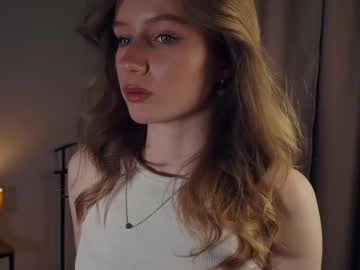 webcam girl rowenacroyle live cam image #11842345
