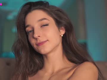 webcam girl angels_kiss live cam image #4989854