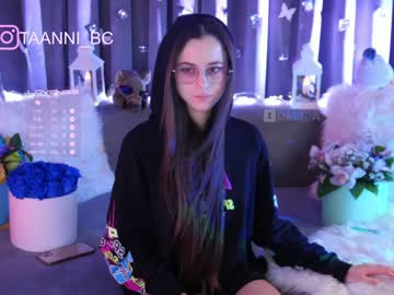 webcam girl taanni_bc live cam image #4889177